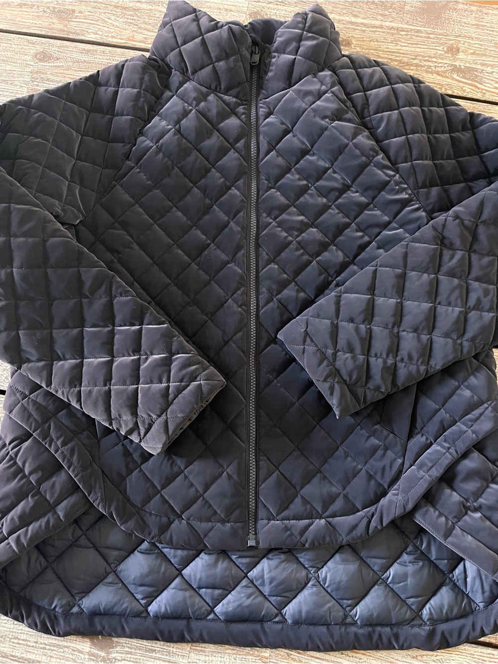 ATHLETA Quilted Puffer in Navy Blue